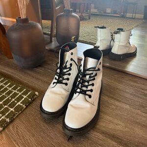 Doc Marten White lace up boots